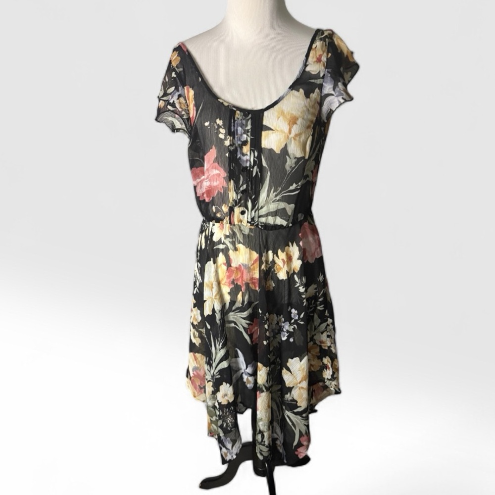 Whimsy Fairy Floral Flutter Sleeve Sheer Handkerchief Hem Womens Dress Size M
